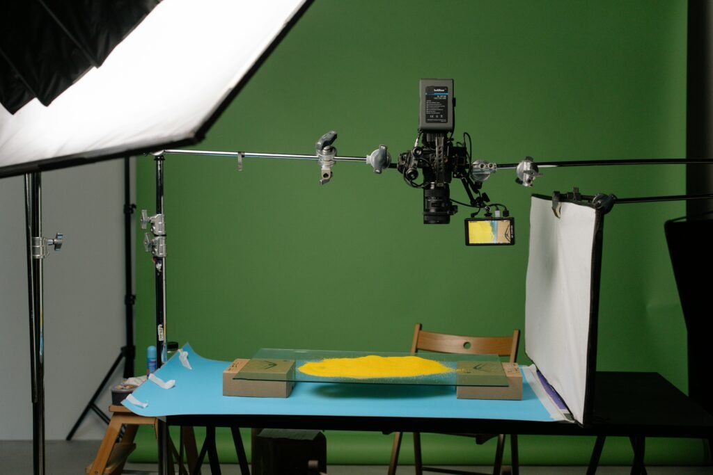 pexels-photo-5878878-5878878 A detailed view of a professional photography studio setup, capturing products with precise lighting.